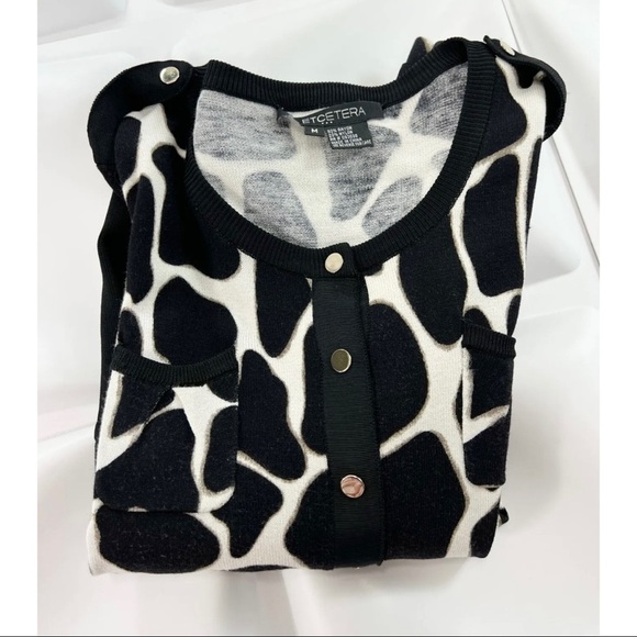 Etcetera Sz M Women Black Giraffe Print Cardigan Sweater Gold Button Color Block - Picture 7 of 8